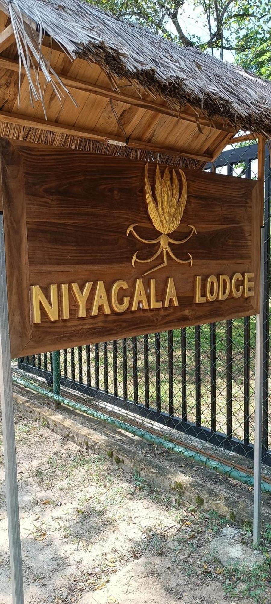 Hotel Niyagala Lodge Sigiriya Bagian luar foto