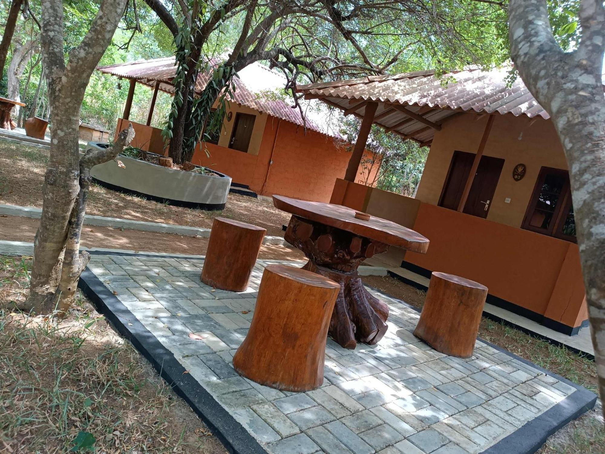 Hotel Niyagala Lodge Sigiriya Bagian luar foto